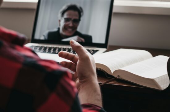 incontro online da pc, psicoterapia online efficacia